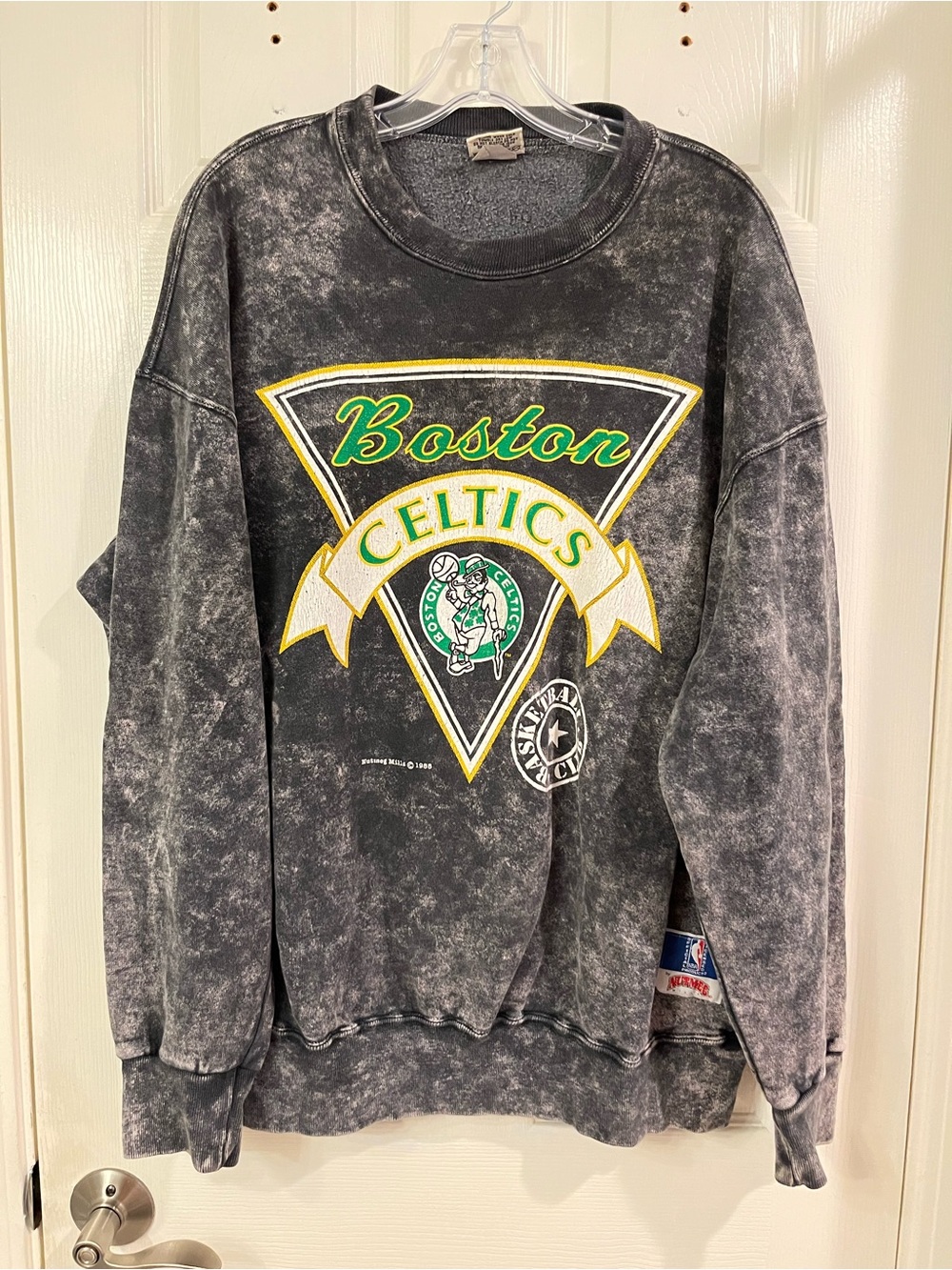 Boston Celtics Vintage-1988 NUTMEG MILL Black Mineral Wash Crewneck Sweatshirt